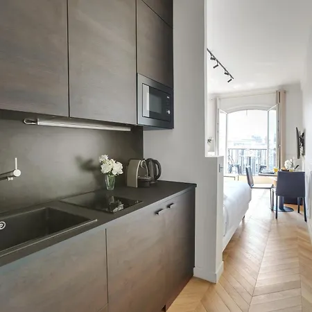 Appartement Madeleine I *